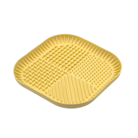 Żółty